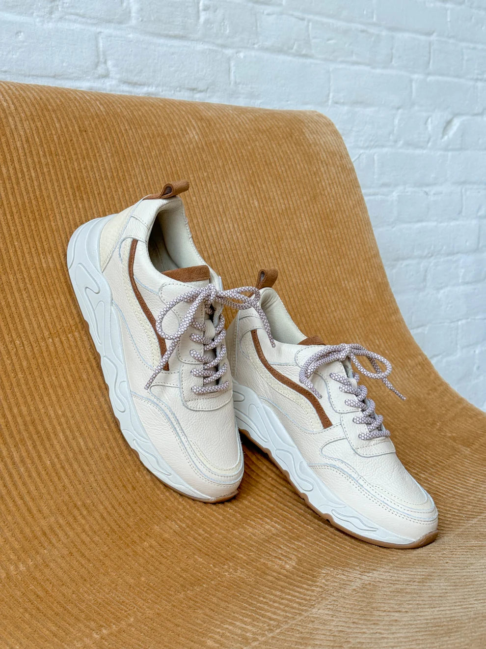 Sneakers Juul&Belle Oslo beige tabacco