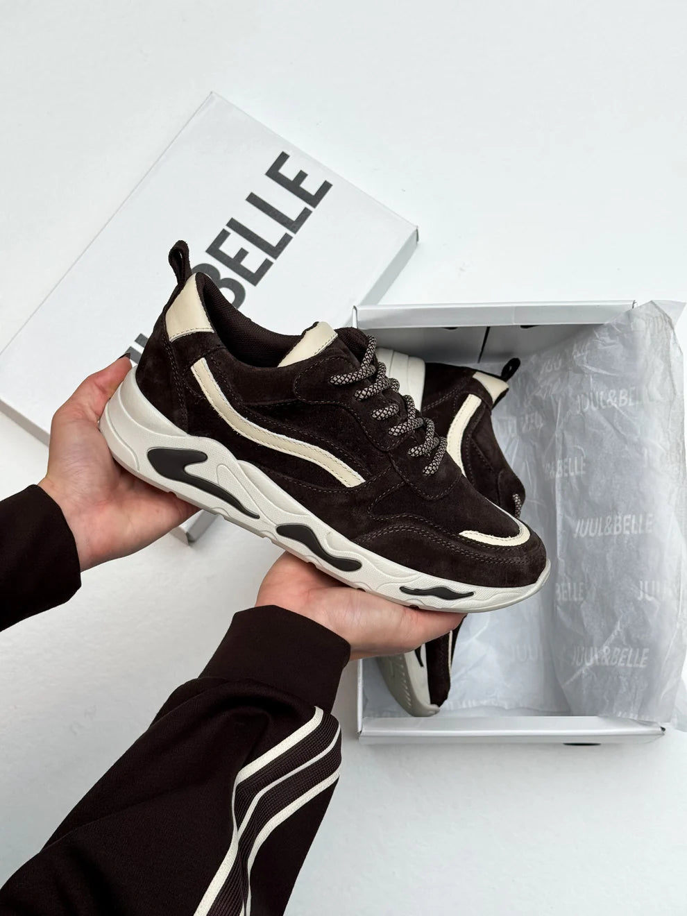 Sneakers Juul&Belle Oslo dark brown ecru