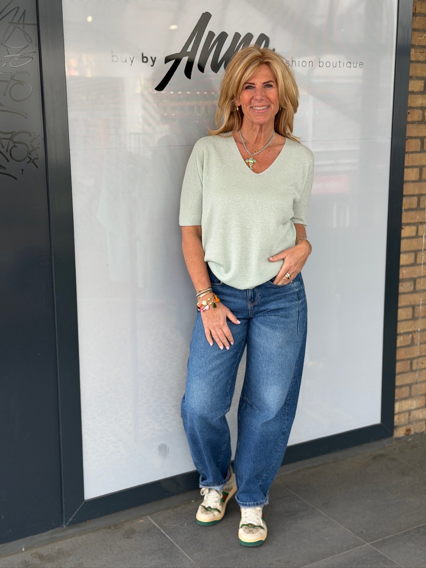 Top 'Vanessa' v-hals lurex